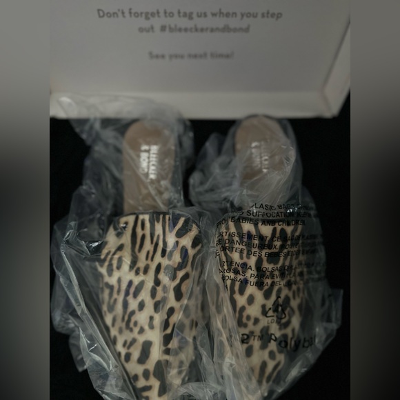 Bleecker & Bond Simone Mule Studded - Picture 8 of 9